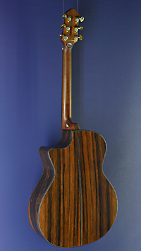 Crafter Gitarre Stage Serie, STG G-22CE VVS Pro Akustikgitarre in Grand Auditorium Form, Fichte (aged), Makassar Ebenholz, Cutaway, Pickup, Bevel Armauflage (abgeschr&auml;gte Zarge) R&uuml;ckansicht