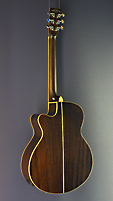 Tanglewood Winterleaf, antique violin burst lackierte Stahlsaitengitarre mit Tonabnehmer in Folk-Form mit massiver Mahagonidecke und Mahagoni an Zarge und Boden, mit Cutaway, R&uuml;ckseite
